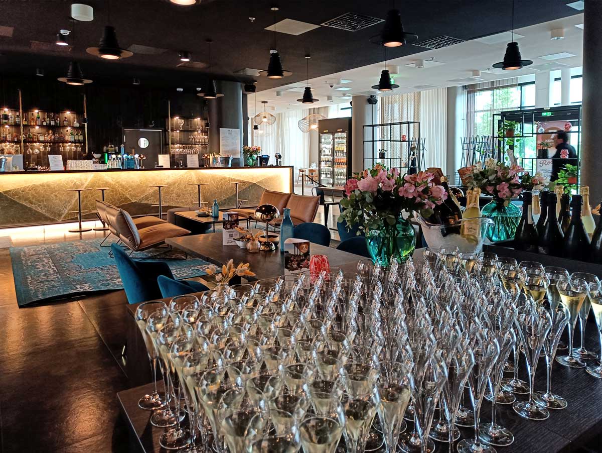 Juhlat Ravintola Frejan baarissa.