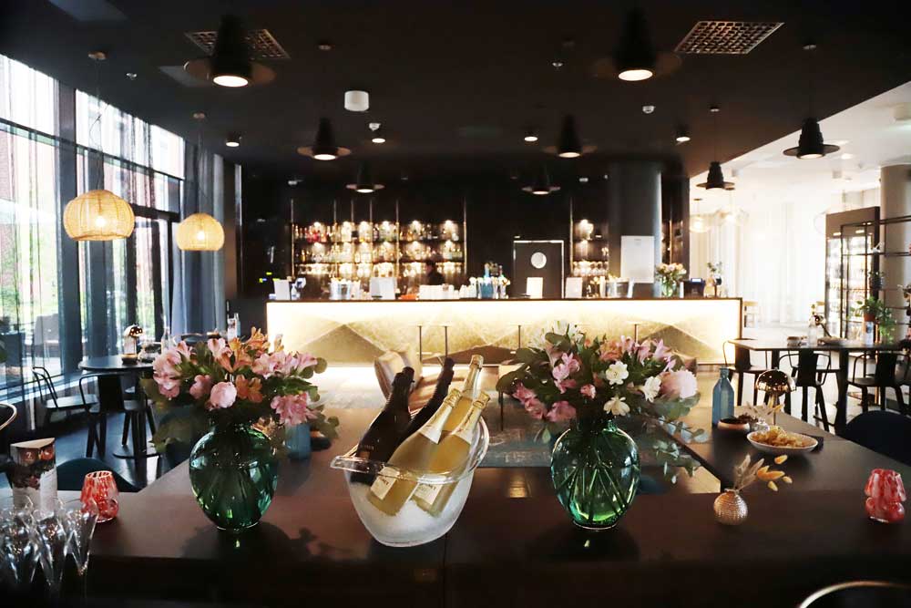 Juhlat Ravintola Frejan baarissa.