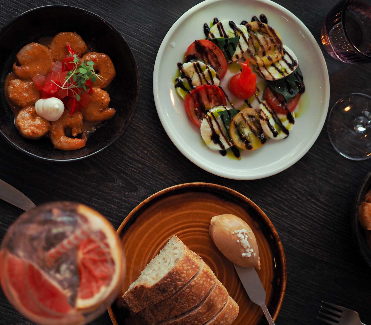 Ravintola Frejan bistromenun annnoksia.