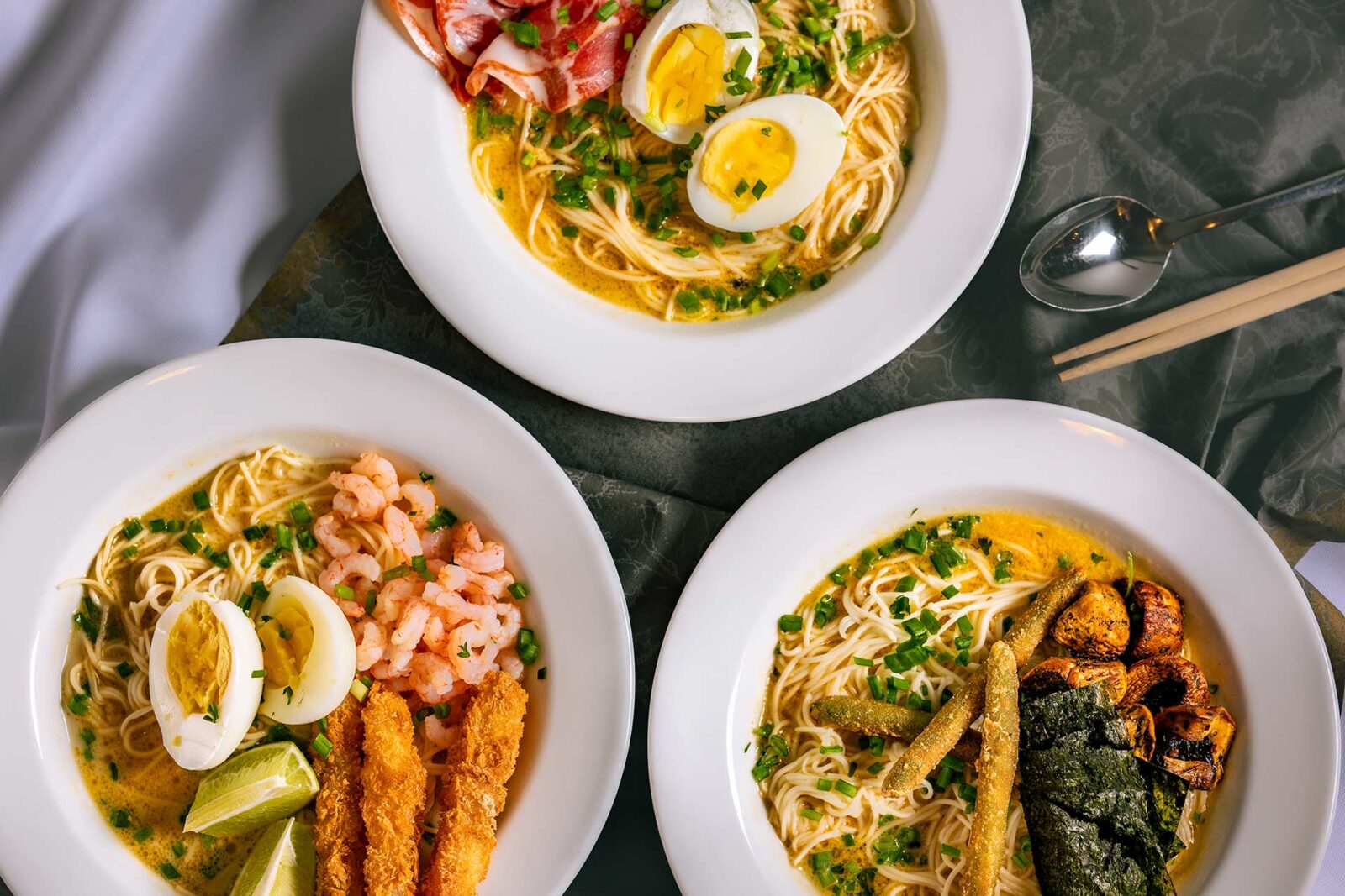 Ravinto Kätkän teema-illan annoksia.